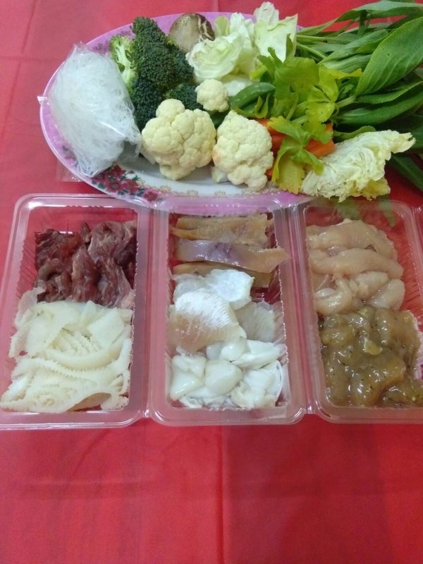 ชุดสุกี้รวมไม่มีหมูอิสลามทานได้ / Mixed suki set, no pork, Islam/Halal